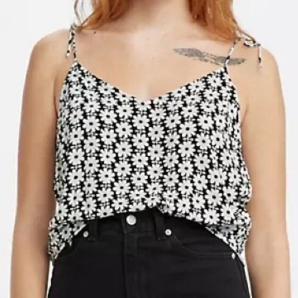 UEC LEVI’S NWT cadence cami TANK TOP SZ M